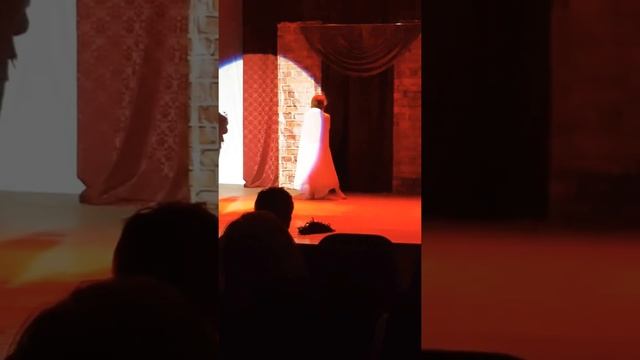 Цветы для Лилии (театр-кабаре Богема) смотреть онлайн