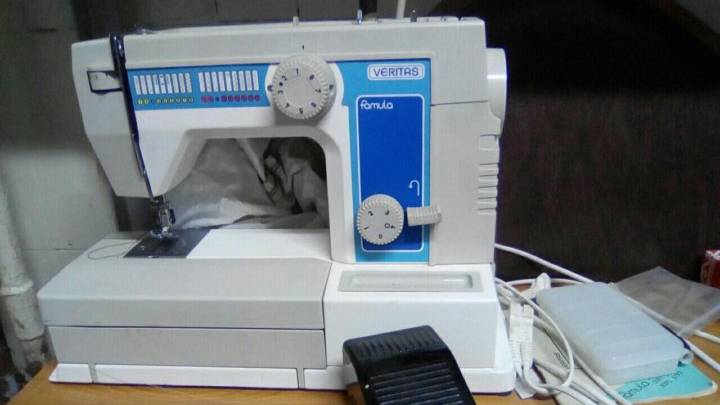 «Veritas Famula 5092» Регулировка полуавтоматической петли и реверсных строчек....... смотреть онлайн