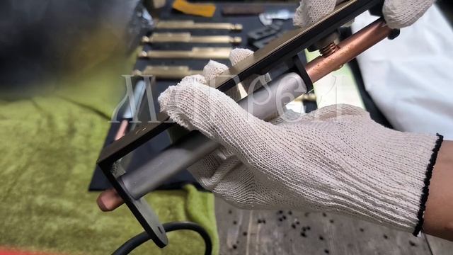 Исторический ригель - врезной шпингалет стальной облатуненный. 250 мм