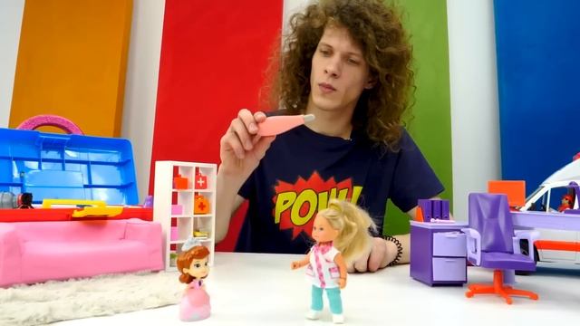 Игры в стройку - Грузовичок Лева попал в аварию и другое! Мультики для малышей Веселая Школа смотреть онлайн