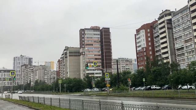 Дожди в Екатеринбурге 26 и 27 июля 2024. Академ, Юго-западный, Ботаника, Широкая речка, Виз, центр. смотреть онлайн