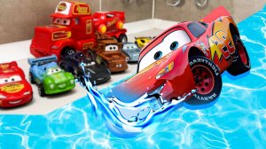 Looking For Disney Pixar Cars,Cal Weathers,Red,Lizzie,Finn McMissile,Disney Pixar Cars