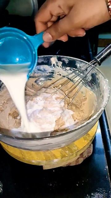 बिना यीस्ट के बनाएं आटा ब्रेड, Strawberry Banana Bread Recipe #bread #youtube #reels #shorts #viral