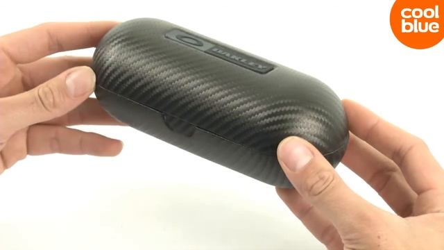 Oakley Large Carbon Fiber Case 60 Seconden Videoreview (NL/BE)