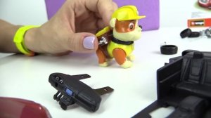 Щенячий патруль собирает машину Ягуар.Игрушечный конструктор