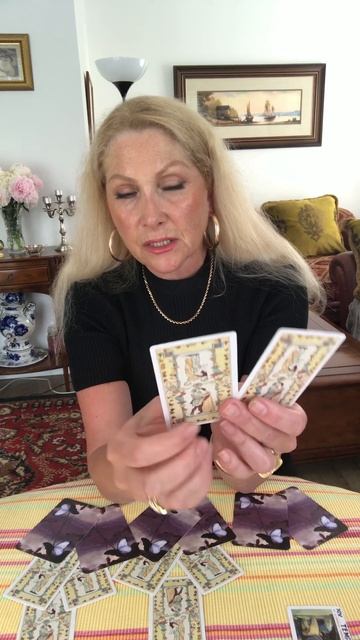 У Вас с ним хорошее будущее и много радости. Aurora Tarot. 21 June 2023 смотреть онлайн