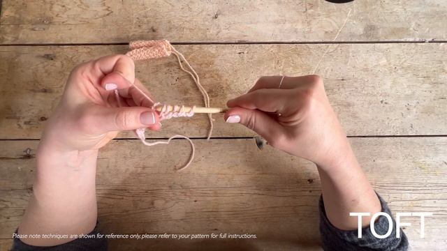 How to Tunisian Crochet Simple Stitch смотреть онлайн