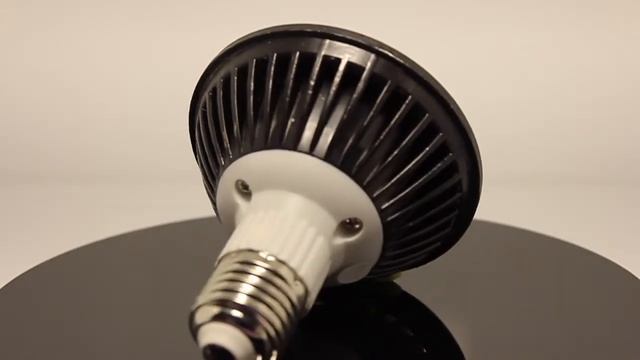 Bombilla PAR30 LED 11W смотреть онлайн
