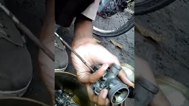 Cara Membersihkan Karburator смотреть онлайн