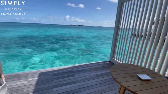 Baglioni Maldives Resort - Sunrise Water Villa with Pool Room Tour смотреть онлайн