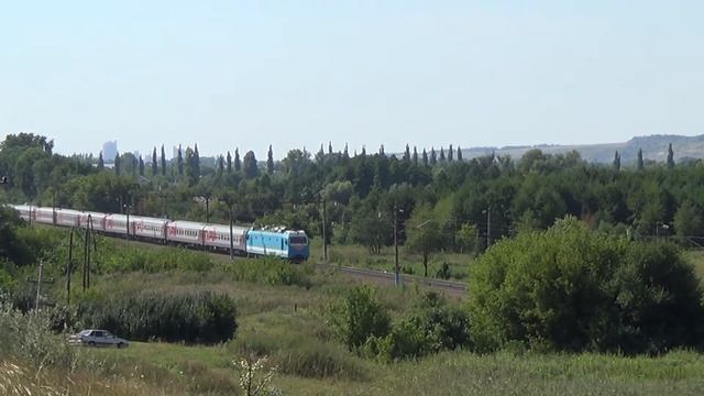 Электровоз ЭП1М-397 с поездом №575 Адлер — Санкт-Петербург смотреть онлайн