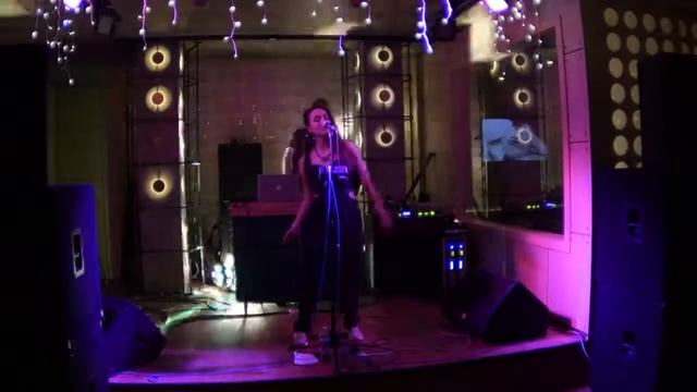 ЧерNика - Солнце, Притяжение, Беги (live 2018) смотреть онлайн