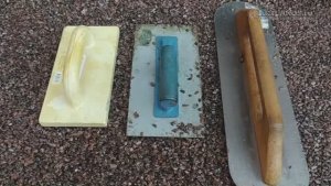 Какой мастерок или гладилку лучше выбрать для укладки каменного ковра