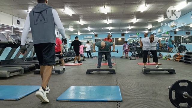 new circuit training with zahir and the groups today 🙂☺️😁☺️ смотреть онлайн