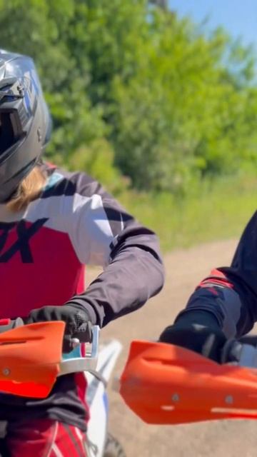 Мото курорт - на мотоцикле круглый год! Покатушки с друзьями #motokurort #shorts #short смотреть онлайн