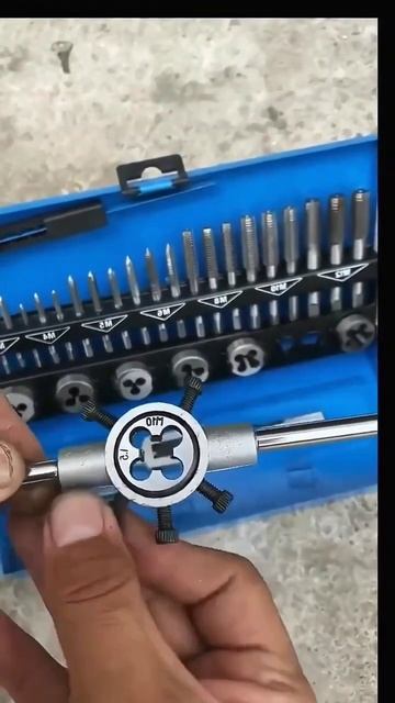 Universal Bolt Thread 🔩 Repair Tool Is All You Need смотреть онлайн