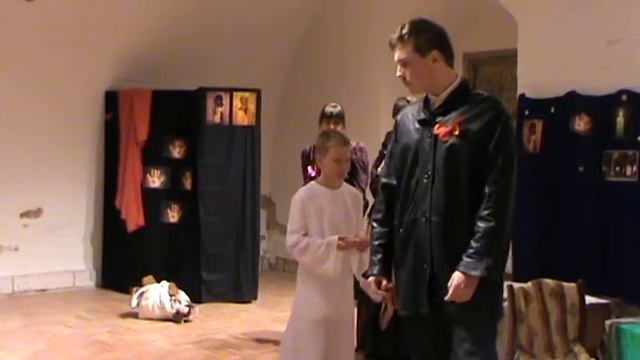 Крестный подвиг (отрывки из спектакля - 3).MPG смотреть онлайн
