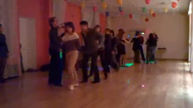 Танцуем сальсу в студии PranaDance