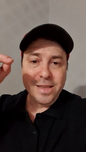 Дзюба стал лучшим бомбардиром в истории РПЛ благодаря слабому футболу в России#shorts смотреть онлайн