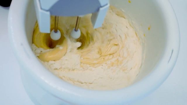 Свинка Пеппа и тетя Маша Капуки простудились. Готовим шарлотку весело. Видео с игрушками смотреть онлайн