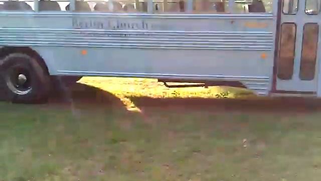 New Chrome Wheel Nut and Axle Hub Covers for the Bus! смотреть онлайн