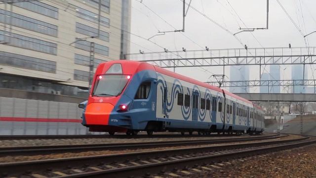 Электропоезд ЭГ2ТВ-001 Иволга станция Фили 2.03.2020 смотреть онлайн