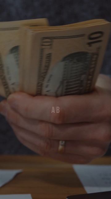 Как лучше гасить ипотеку досрочно? смотреть онлайн