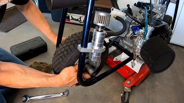 Minibike goes 70 MPH/Predator 212 смотреть онлайн