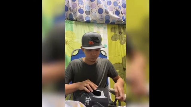 Unboxing my new helmet batfox + shade for cycling 🚴♂️ Safetyfirst mga kabikers.. смотреть онлайн