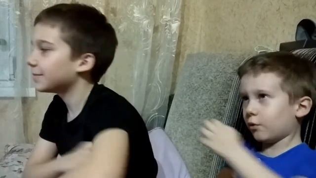 Учи.ру. Я кАрАль! Сидим дома. смотреть онлайн
