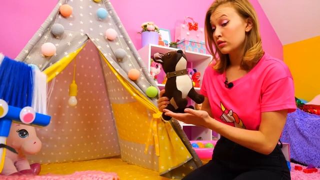 Злая Метёлка напугала Шоколадку! Убираем игрушки с Как Мама – развивающие видео для детей смотреть онлайн