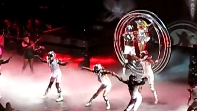 Lady Gaga - Bad Romance смотреть онлайн