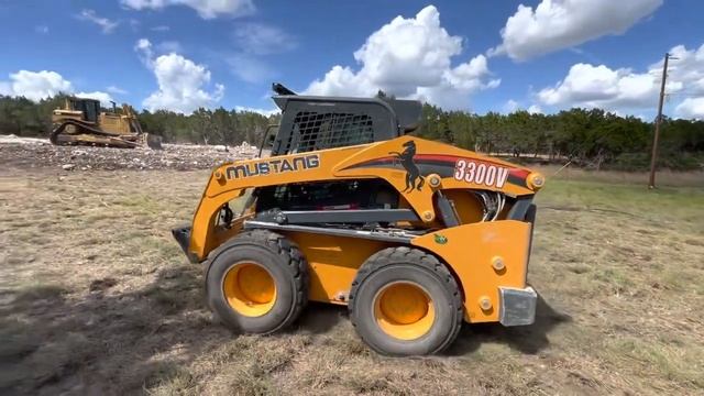 Mustang 3300V Skid Steer Loader смотреть онлайн