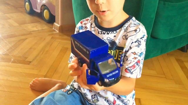 Дон Дэвидону прислали Почтовый Набор ! смотреть онлайн