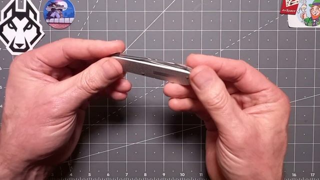 🇨🇭 Victorinox CADET Alox - A Compact Everyday Victorinox Knife ... UNBOXING | Review | UKLegal | SA