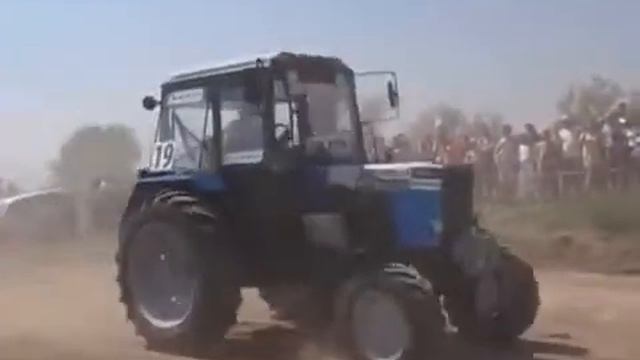 Гонки на тракторах смотреть онлайн