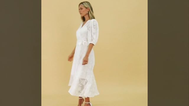 The Diane Dress in White смотреть онлайн