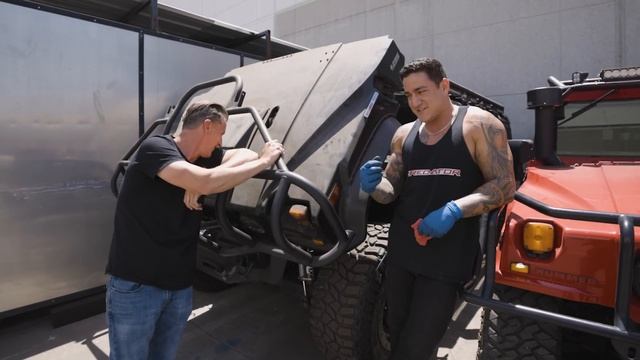 Turn your Hummer H1 or HMMWV into a Long Travel Monster смотреть онлайн
