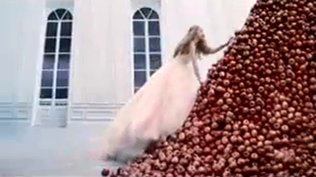 Nina Ricci - Nina (reva4ever.com).mp4