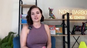 Почему собака писает на кровать?