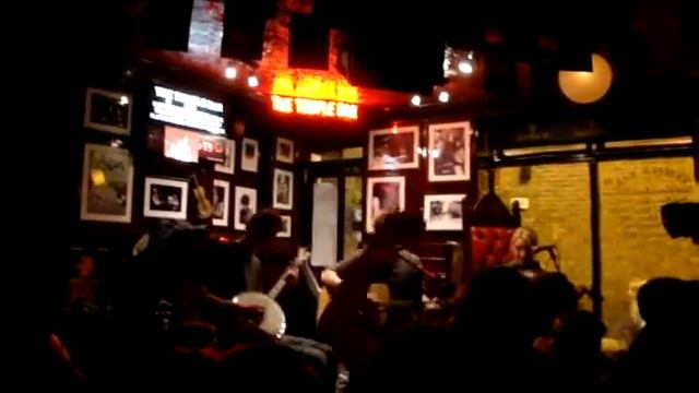 Temple Bar Dublin - Whisky in the jar 19-06-2011 смотреть онлайн