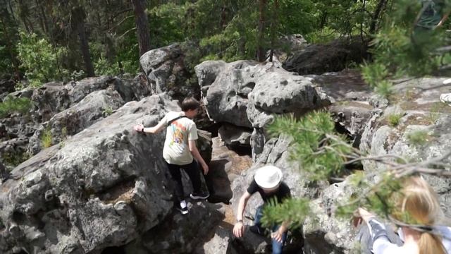Путешествие в Рачейский бор с клубом путешествий ТУРЛАДА, 02.06. 22 г Автор ролика Меркулова Наталь смотреть онлайн