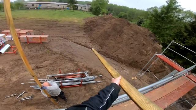 S05E21 | Pokrycie dachu od podstaw | Z czym to się je ? | Budowa domu krok po kroku | #budowlańcy смотреть онлайн