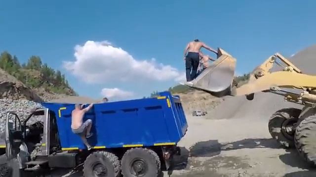 Черпанул водички смотреть онлайн