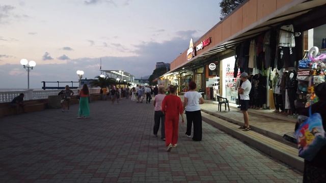 Сочи Лазаревское вечерняя набережная 18-20 сентября смотреть онлайн