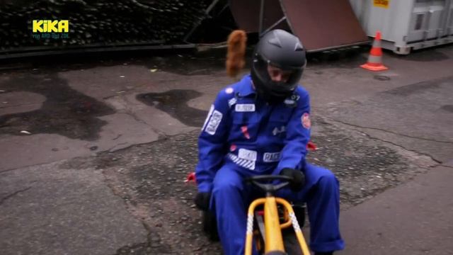 Die beste Klasse Deutschlands - Wochenshow 4 | Mehr auf KiKA.de смотреть онлайн