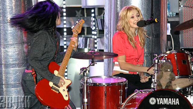 Вспомнила прошлое Ранеток смотреть онлайн