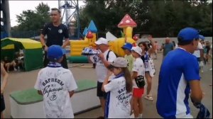 12 игроку Факела посвящается Колхозный панк песню группы Сектор газа исполняет Андрей Котов
