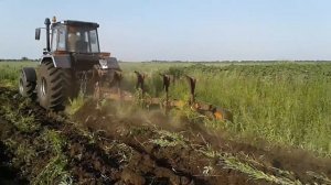 Самодельный оборотный плуг 5 корпусов  (Бизон 4х4)