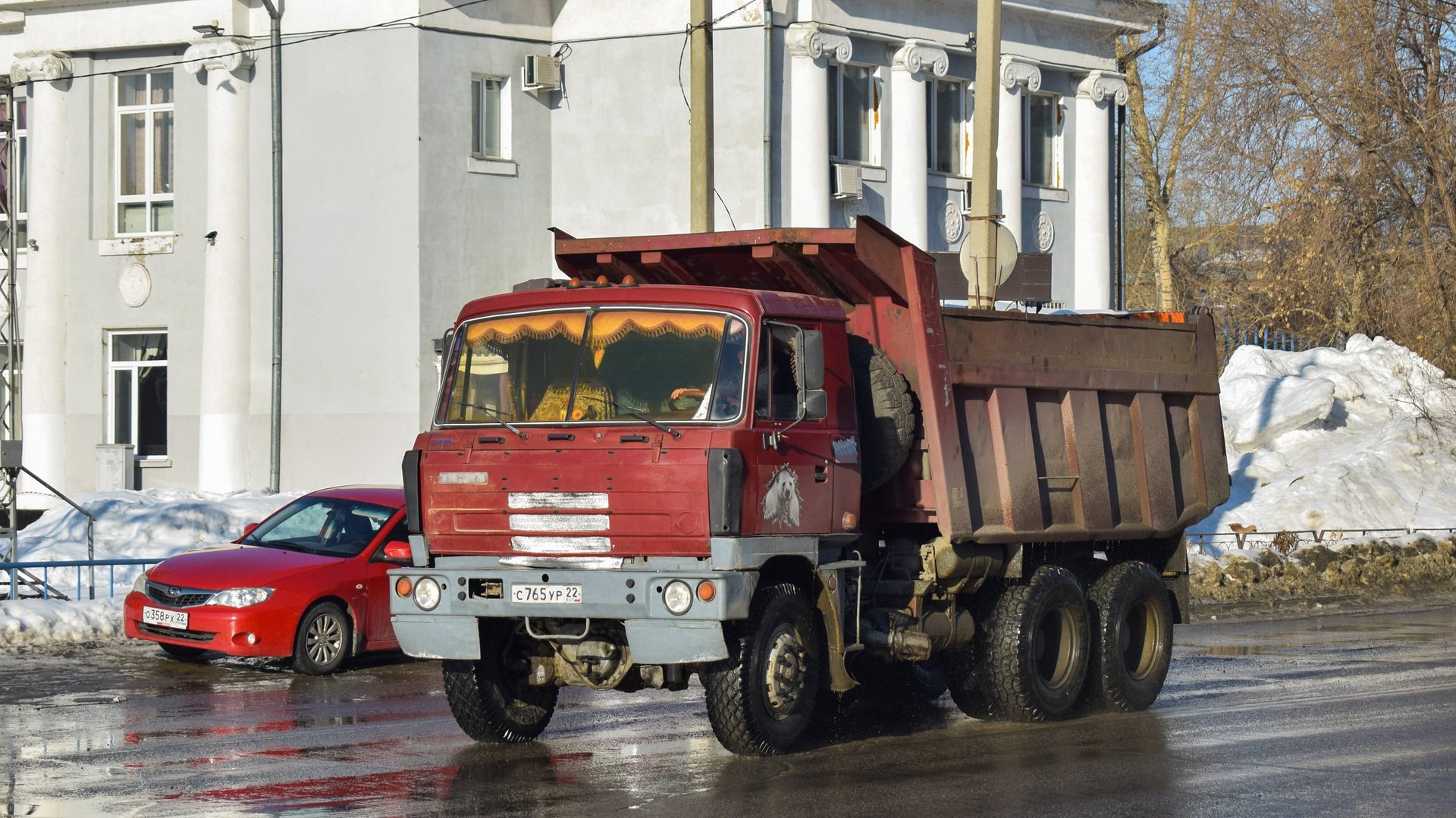 Самосвал Татра 815 (Tatra 815-2 SV) (С 765 УР 22). Звук двигателя T3-929. смотреть онлайн